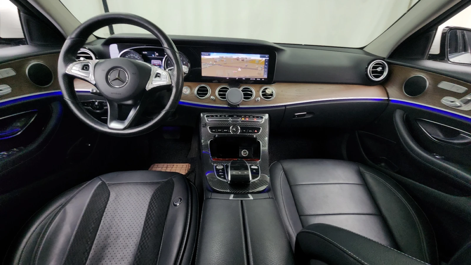 Mercedes-Benz E 300 4MATIC * ������� * 360 * ��� | Mobile.bg � ����������� 6