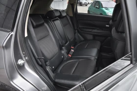 Mitsubishi Outlander Plug-in Xibrid EV, снимка 12