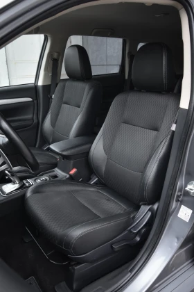 Mitsubishi Outlander Plug-in Xibrid EV, снимка 10