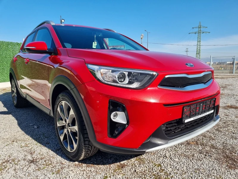 Kia Stonic 1.4i Active* Navi* Камера* Сервизна История * , снимка 3 - Автомобили и джипове - 49097643