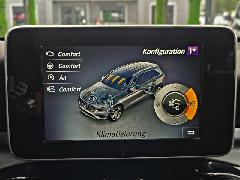 Mercedes-Benz GLC 250 ! AMG/9G TRONIC/GERMANY/PARK ASSYST/INTEL LIGHTS/L, снимка 13 - Автомобили и джипове - 51917602