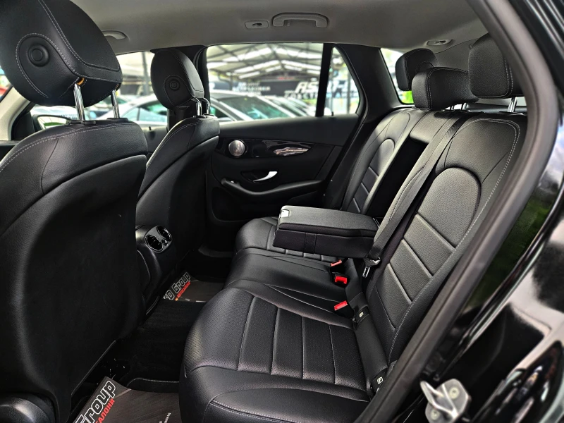 Mercedes-Benz GLC 250 ! AMG/9G TRONIC/GERMANY/PARK ASSYST/INTEL LIGHTS/L, снимка 16 - Автомобили и джипове - 51917602