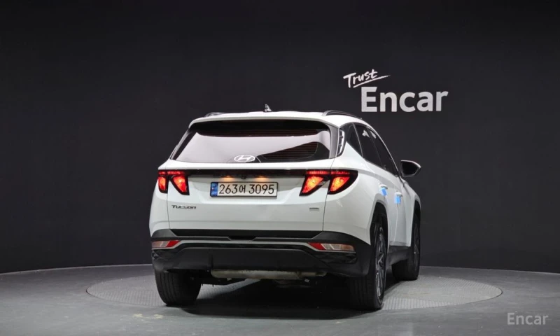 Hyundai Tucson, снимка 4 - Автомобили и джипове - 53234305