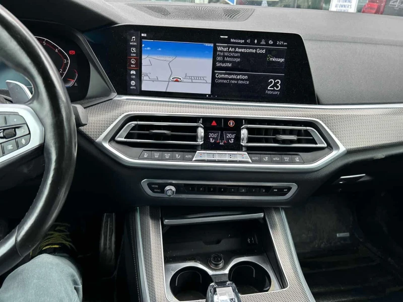 BMW X5 xDrive50i M Sport | LASER  | HUD | H/K | ОБДУХВАНЕ, снимка 9 - Автомобили и джипове - 53599564