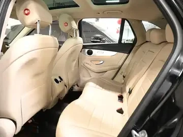 Mercedes-Benz GLC 300 4MATIC* 360* ПОДГРЕВ* KEYLESS* CARFAX , снимка 5 - Автомобили и джипове - 55414900