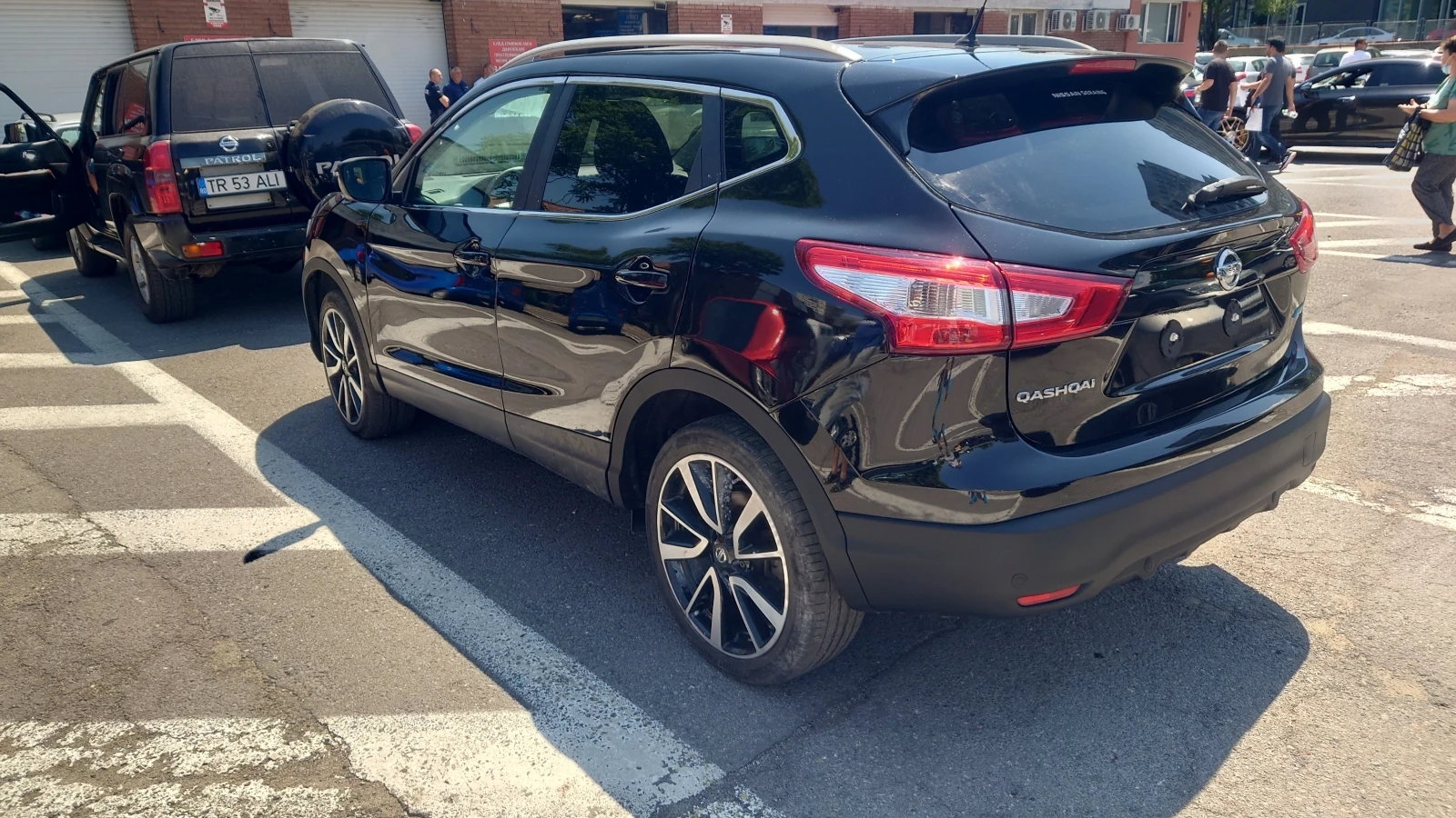 Nissan Qashqai Ultimate 1.5 dCi - изображение 4