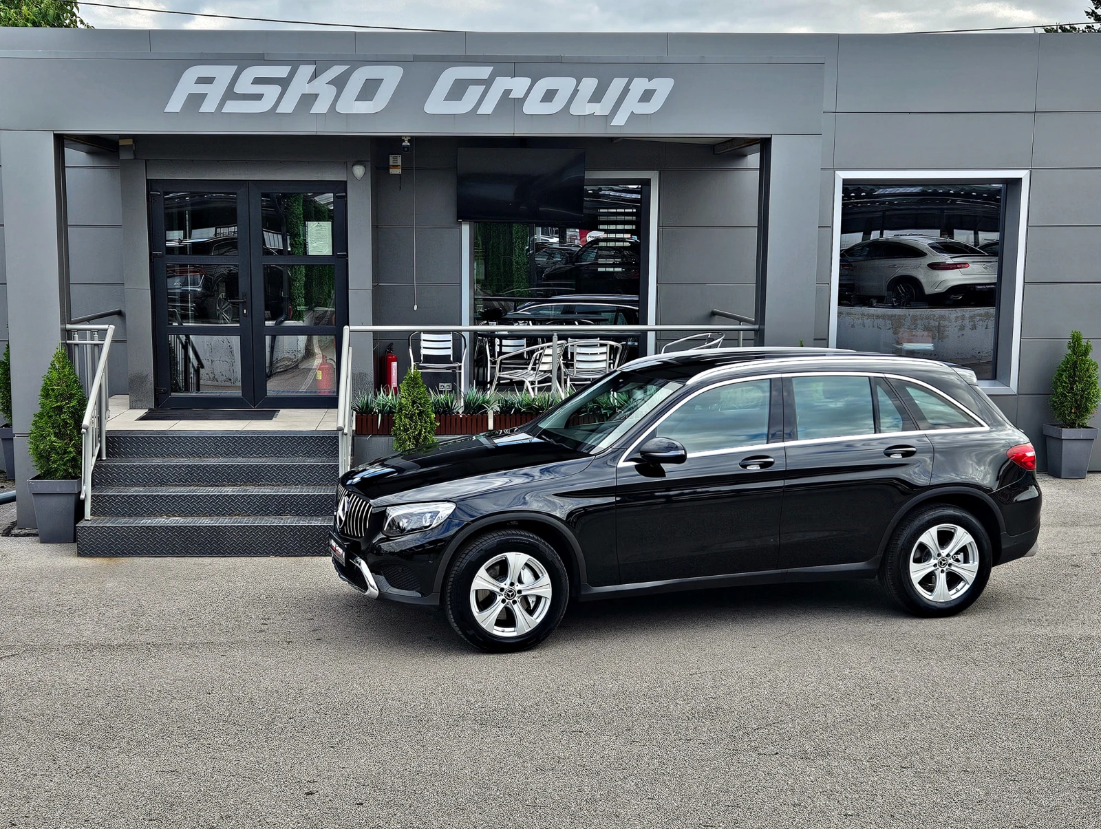 Mercedes-Benz GLC 250 ! AMG/9G TRONIC/GERMANY/PARK ASSYST/INTEL LIGHTS/L | Mobile.bg   17