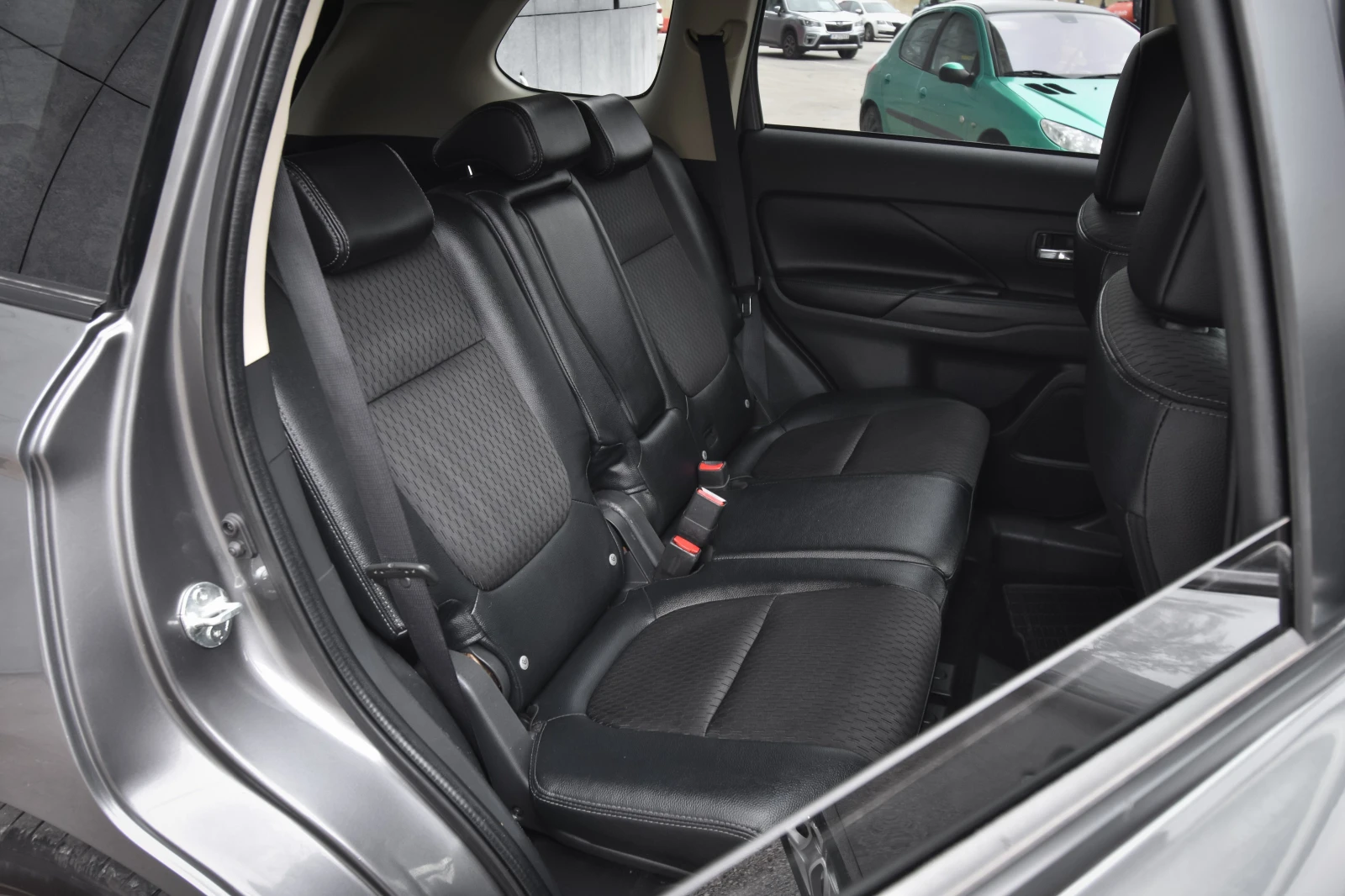 Mitsubishi Outlander Plug-in Xibrid EV | Mobile.bg   12