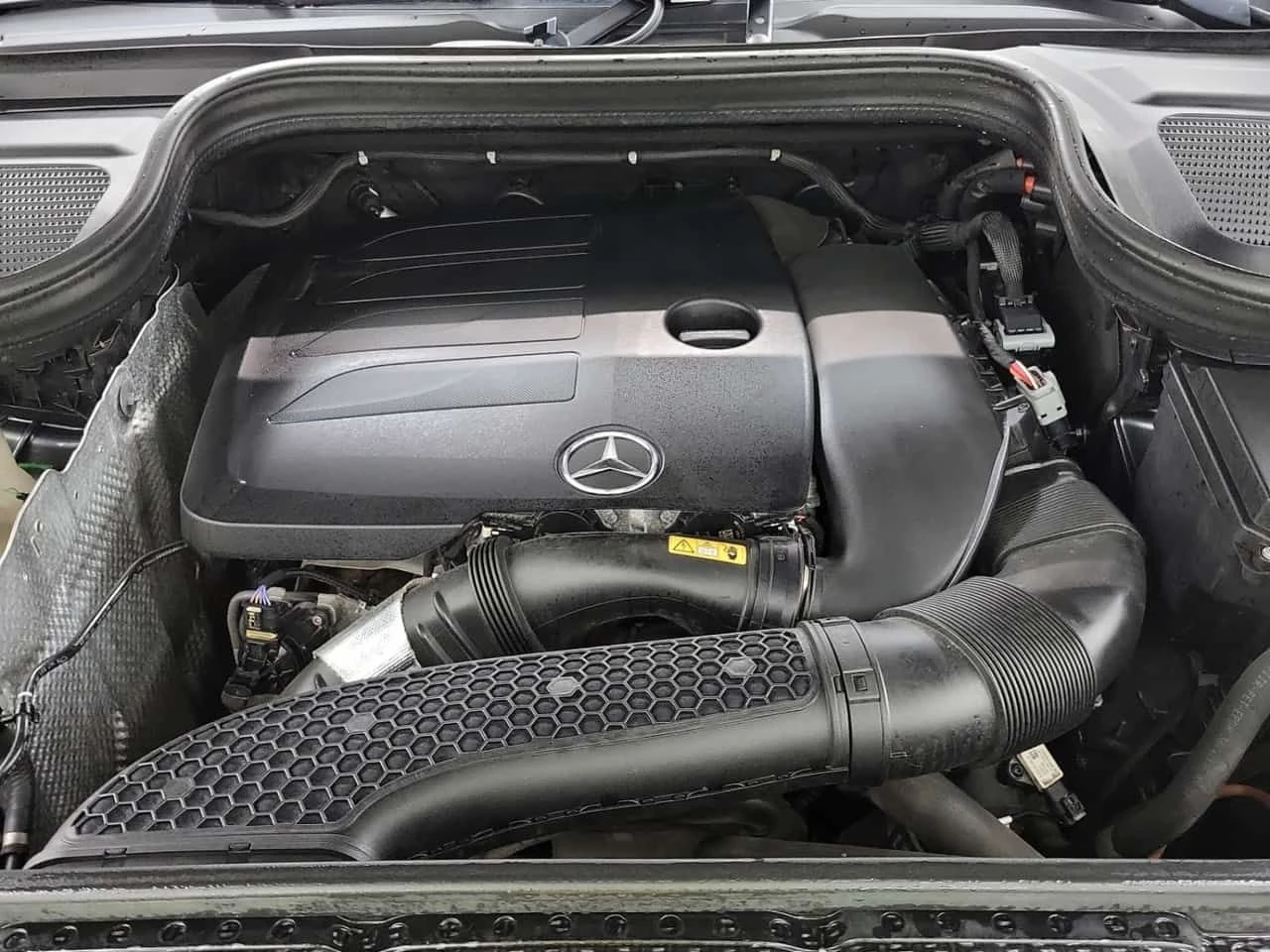 Mercedes-Benz GLE 350  | HEAD UP | BURMESTER | AMBIENT, снимка 17 - Автомобили и джипове - 53894553