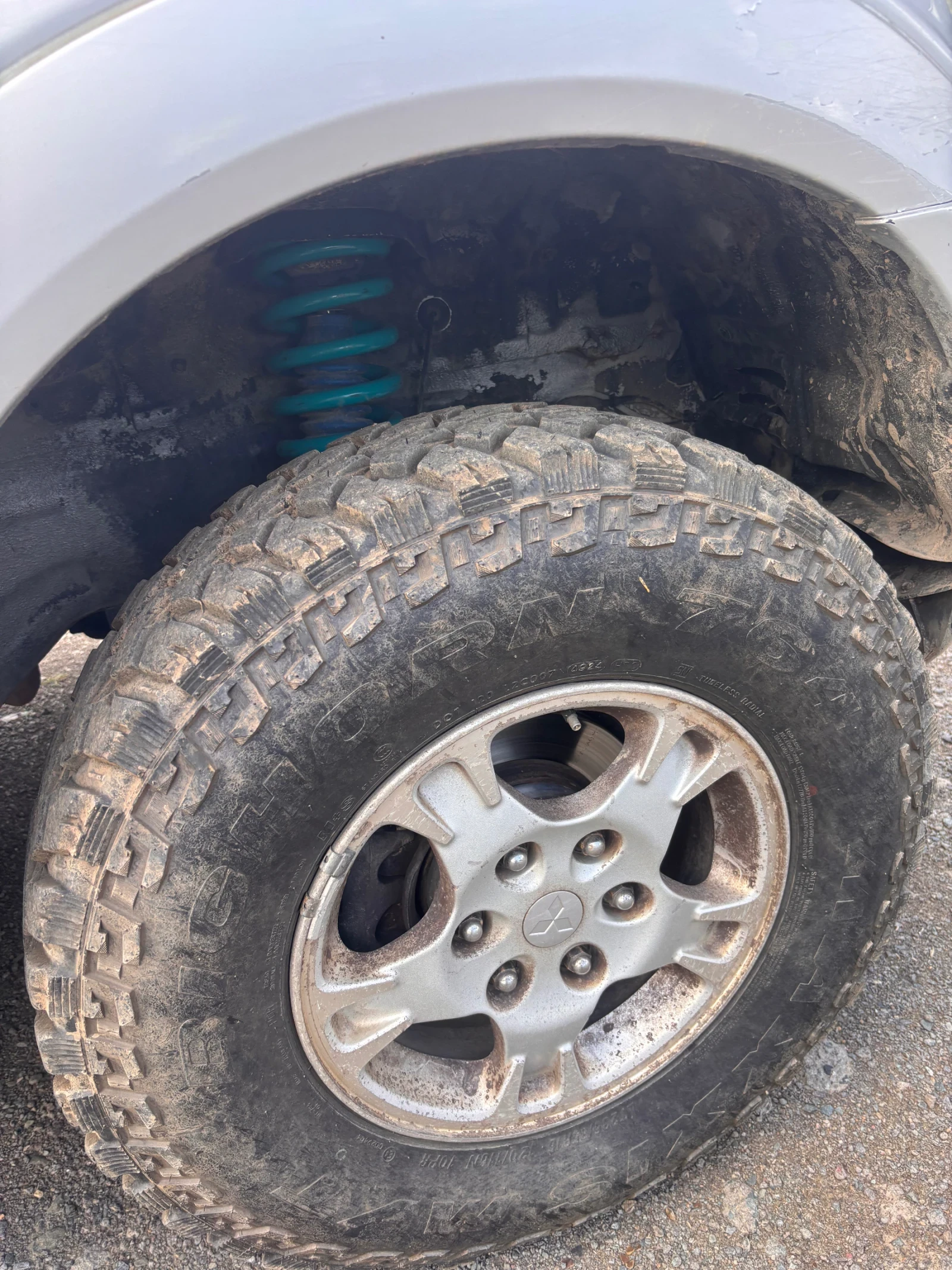 Mitsubishi Pajero, снимка 5 - Автомобили и джипове - 55413658