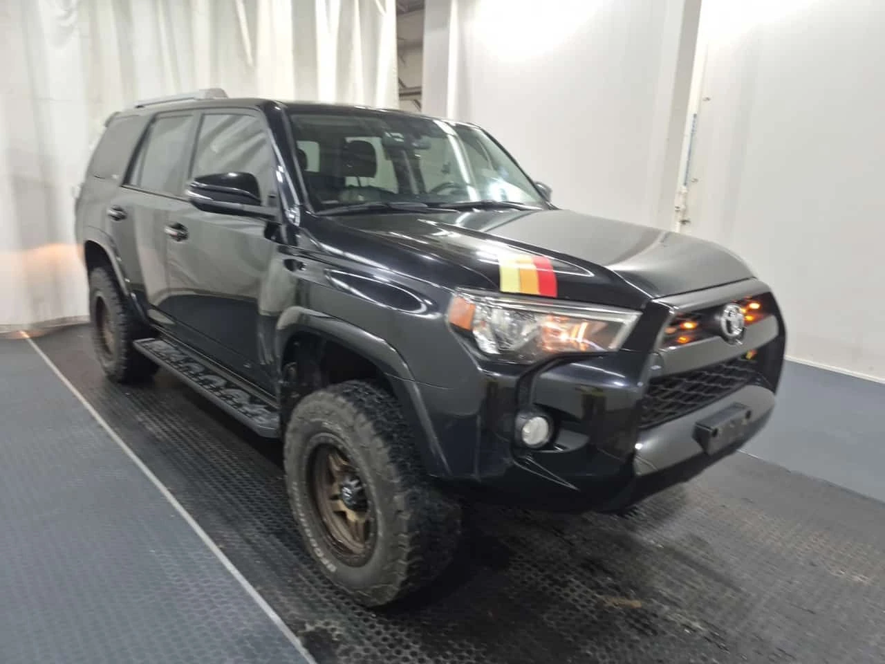 Toyota 4runner * SR5 * АВТОКРЕДИТ БЕЗ ПЪРВОНАЧАЛНА ВНОСКА* , снимка 2 - Автомобили и джипове - 55427947