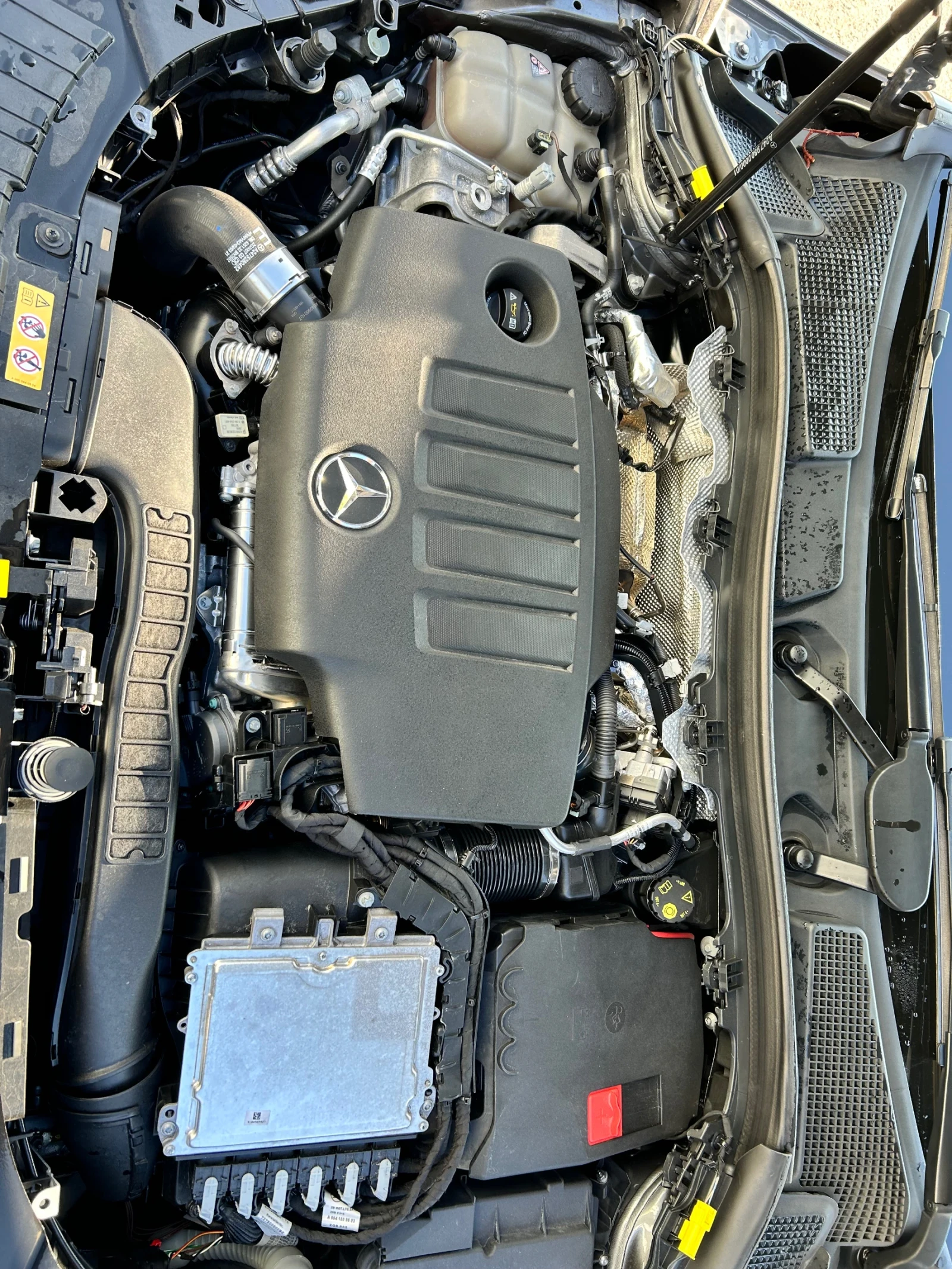 Mercedes-Benz GLA 200 2.0 TDI, снимка 8 - Автомобили и джипове - 55562258
