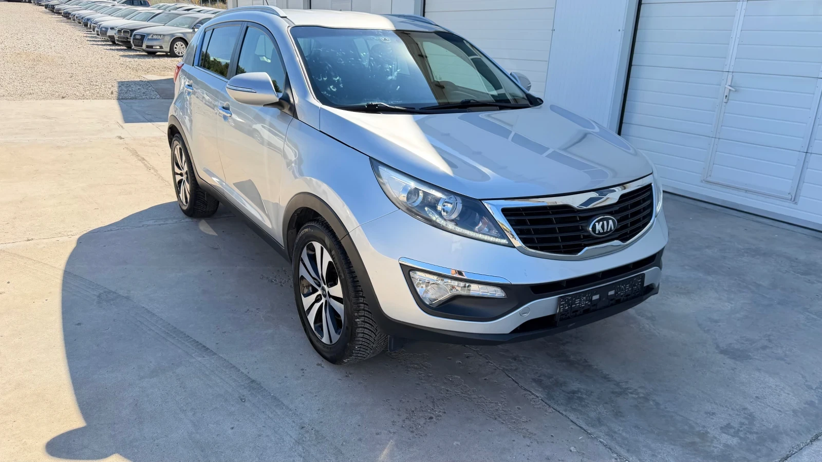 Kia Sportage 1.7crdi * Led* Navi* Facelife* UNIKAT, снимка 11 - Автомобили и джипове - 55759046