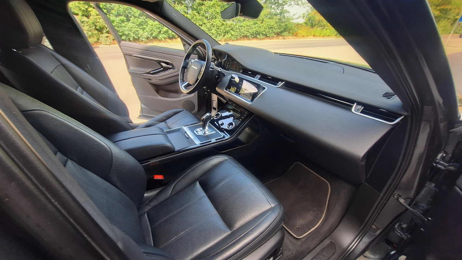 Land Rover Range Rover Evoque SWISS, снимка 13 - Автомобили и джипове - 56049128