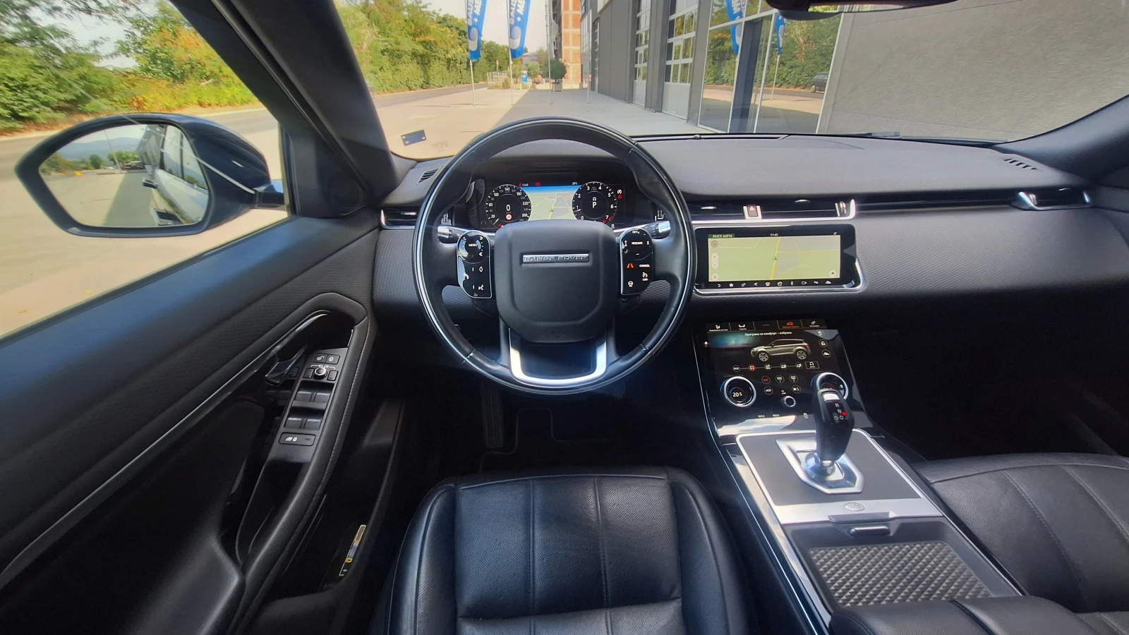 Land Rover Range Rover Evoque SWISS, снимка 9 - Автомобили и джипове - 56049128