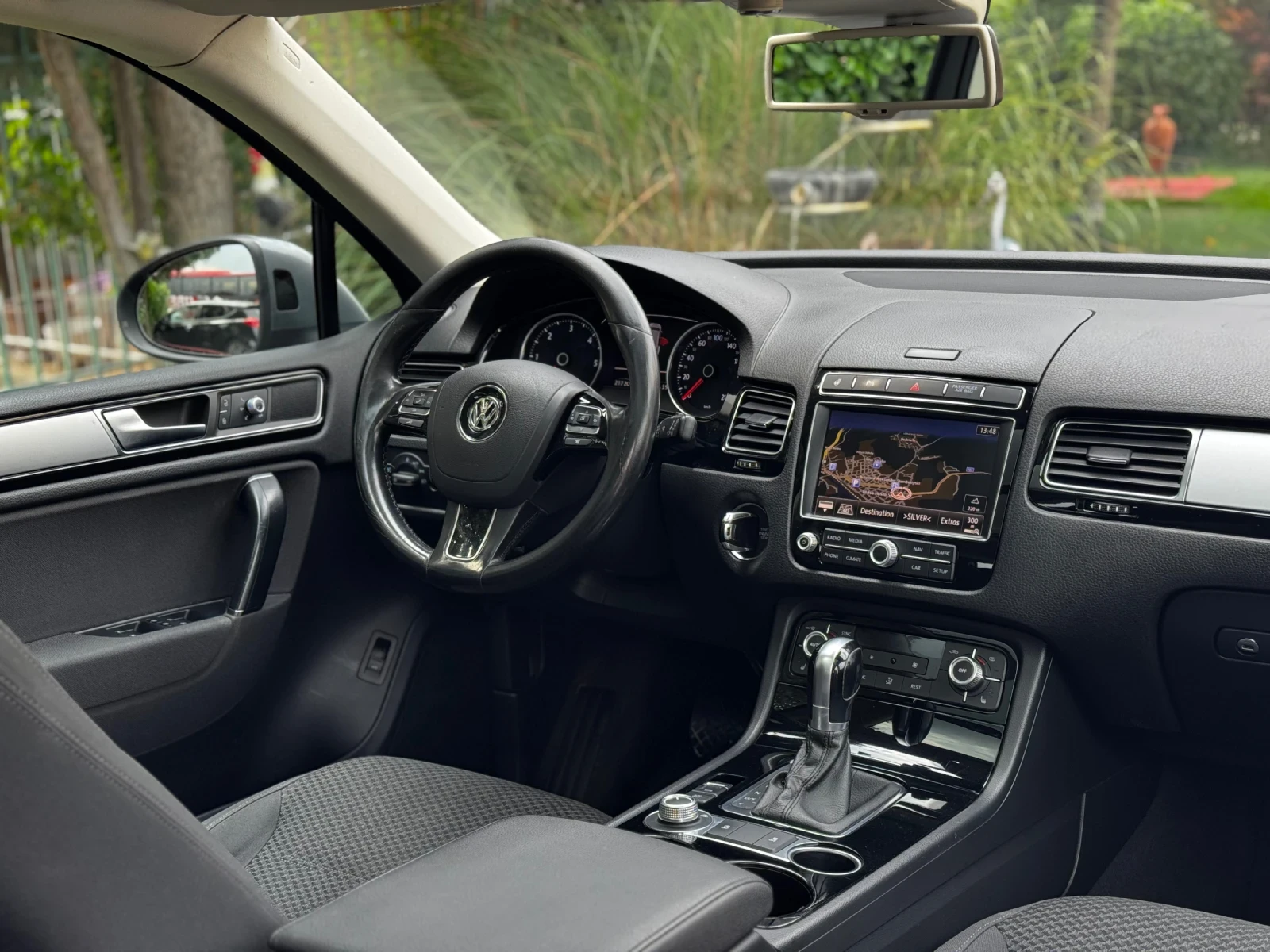 VW Touareg 3.0TDI* Facelift* 8ZF, снимка 11 - Автомобили и джипове - 56172612