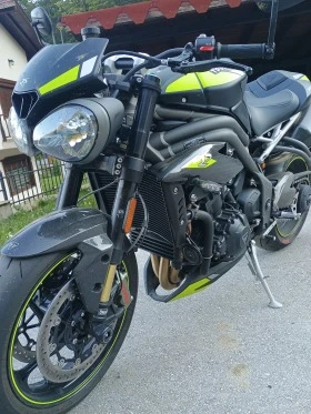 Triumph Speed Triple RS | Mobile.bg    6