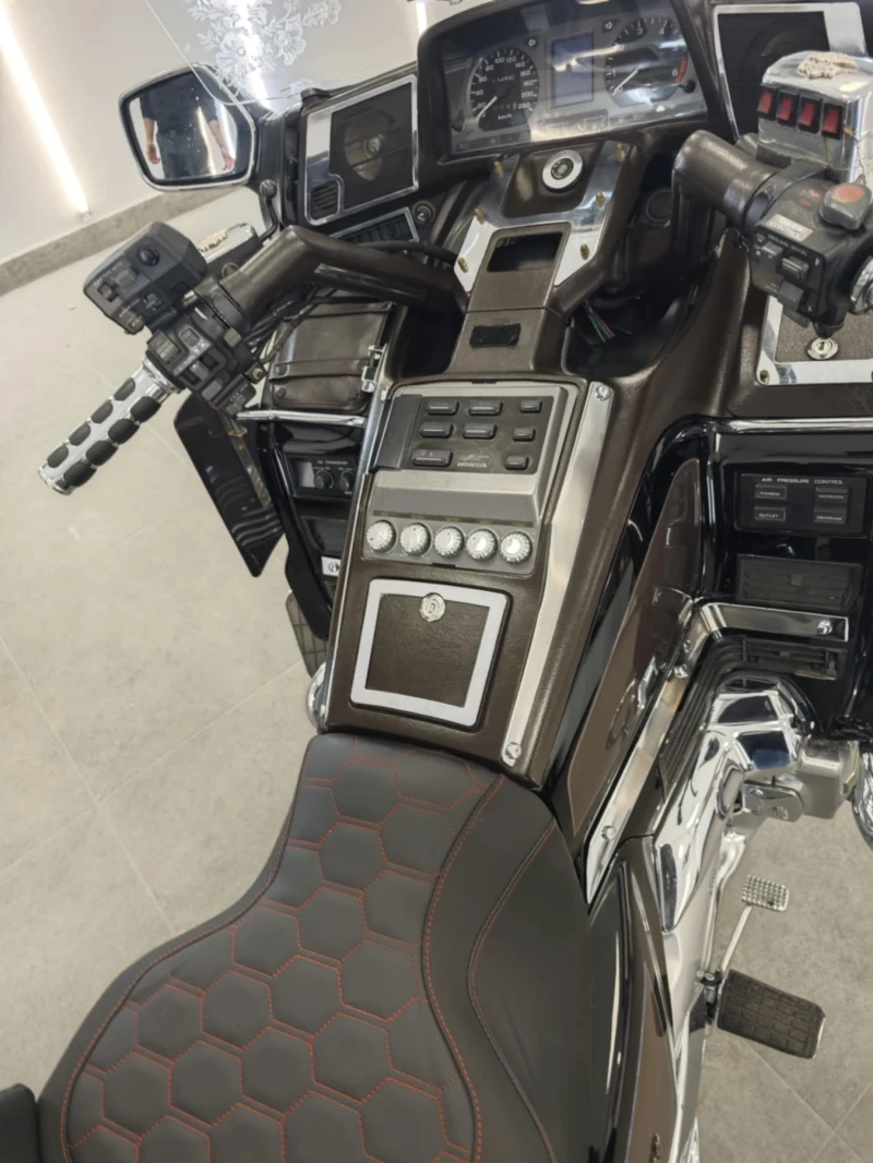 Honda Gold Wing, снимка 5 - Мотоциклети и мототехника - 51449235