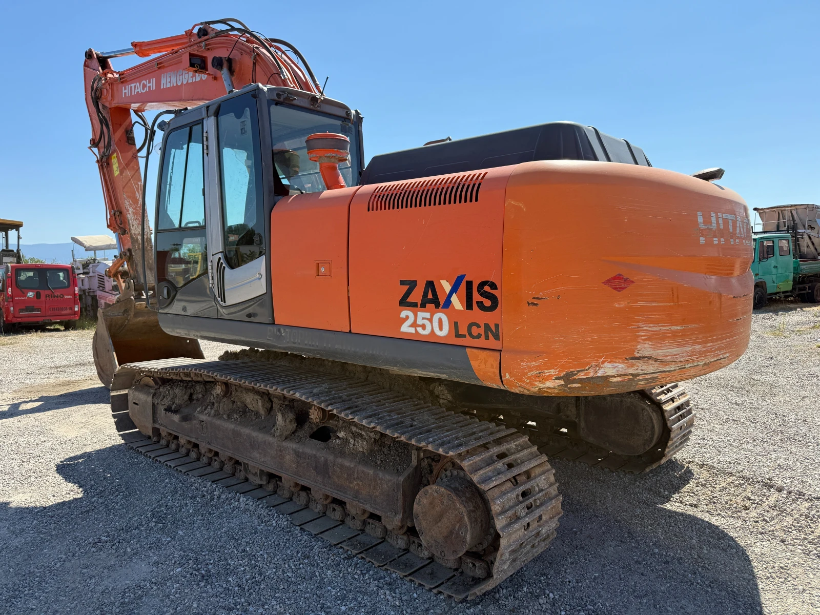 Багер Hitachi ZX 250 LCN-3, снимка 14 - Индустриална техника - 55477340