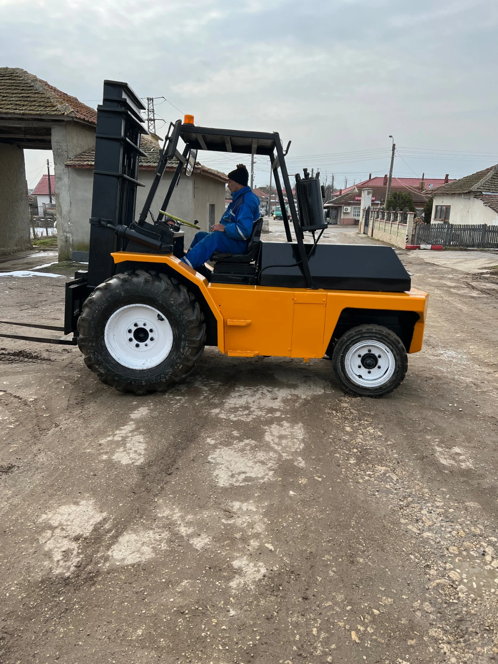 ������� 6 ����� | Mobile.bg � ����������� 6