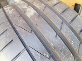 Гуми Зимни 245/40R18, снимка 8
