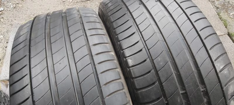 Гуми Летни 215/50R17, снимка 2 - Гуми и джанти - 32787366