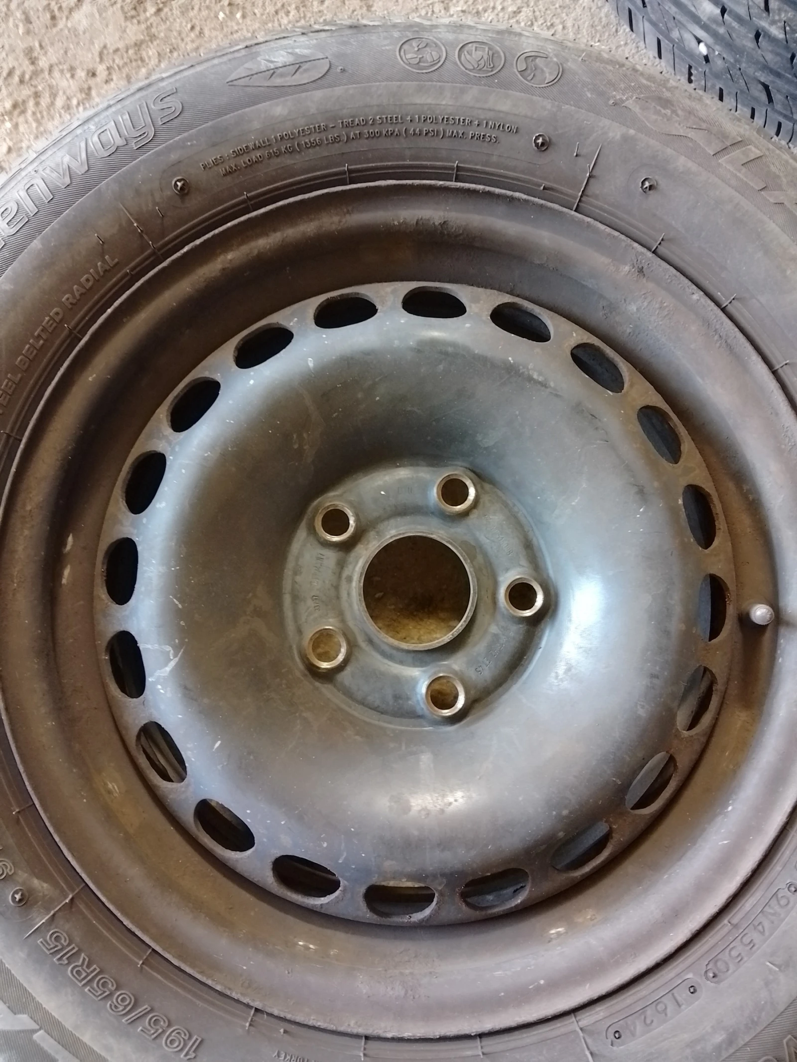 Гуми с джанти Lassa 195/65R15