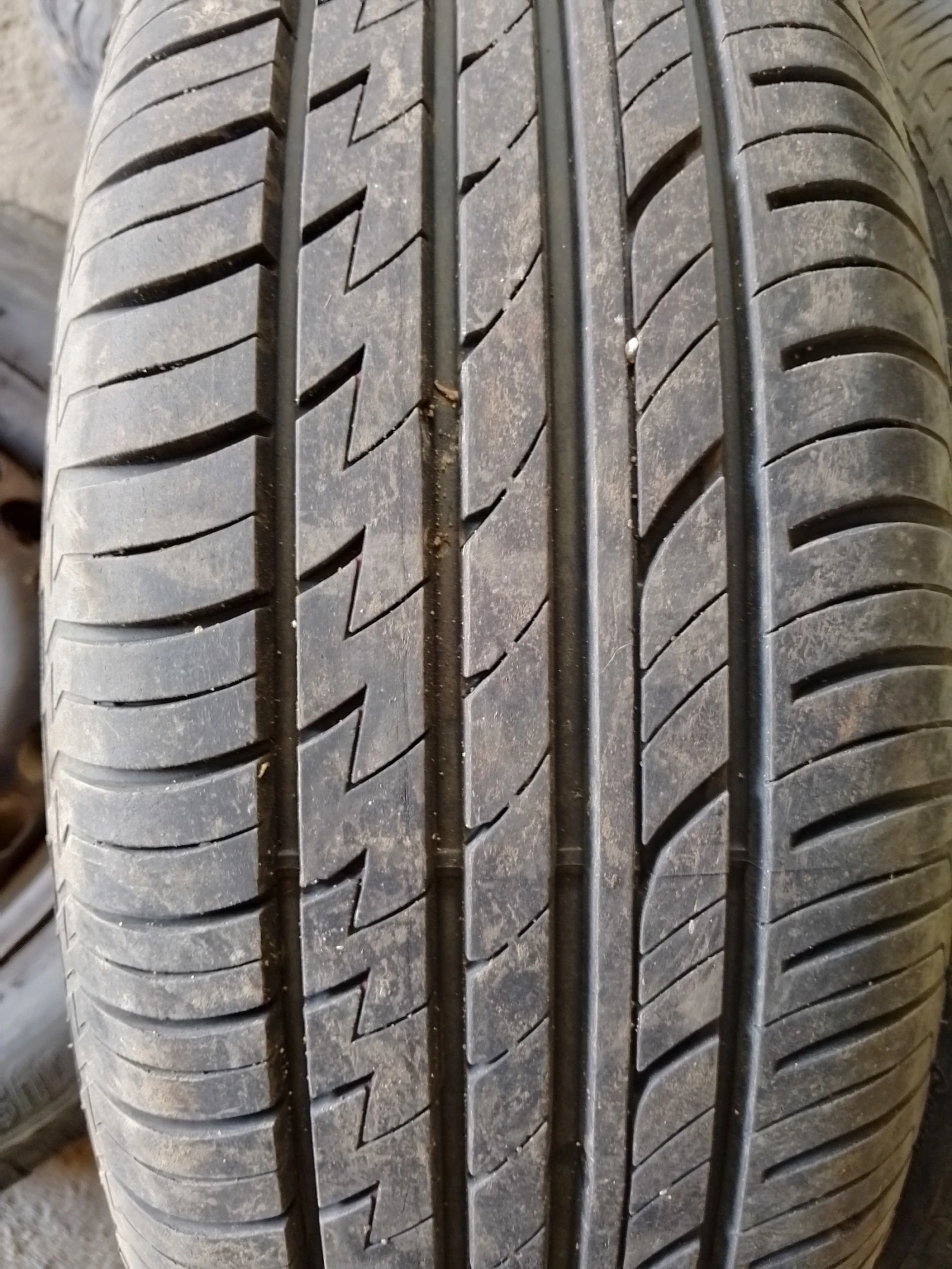Гуми с джанти Lassa 195/65R15, снимка 4 - Гуми и джанти - 54653514