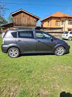 Toyota Corolla verso 2.2 d4d, снимка 6