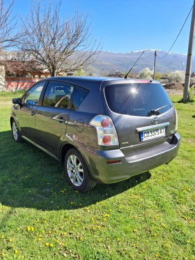 Toyota Corolla verso 2.2 d4d, снимка 3