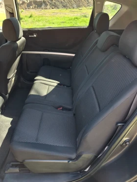 Toyota Corolla verso 2.2 d4d, снимка 13