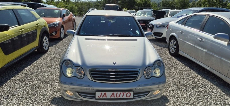 Mercedes-Benz C 230 2.5-204кс.АВТОМАТ, снимка 2 - Автомобили и джипове - 46490282