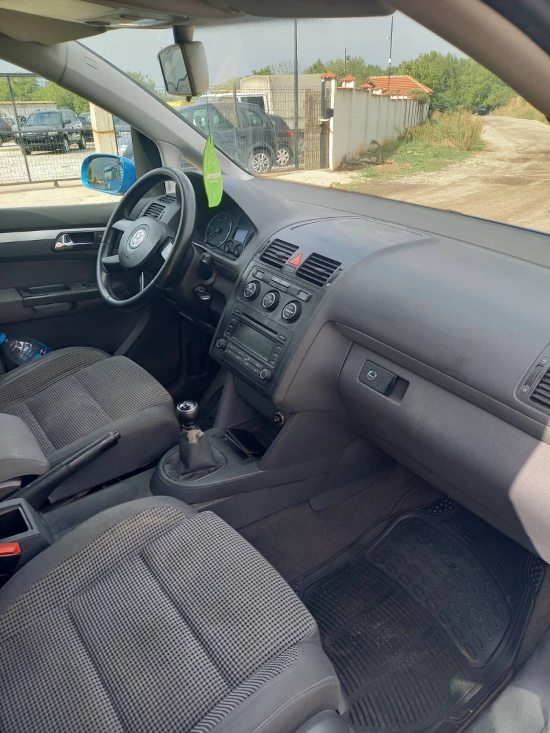 VW Touran 2.0 TDI 140hp, снимка 6 - Автомобили и джипове - 52324915