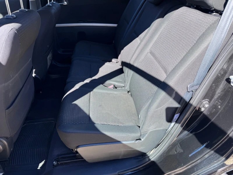 Toyota Corolla verso 1.8i Facelift, снимка 11 - Автомобили и джипове - 52621356