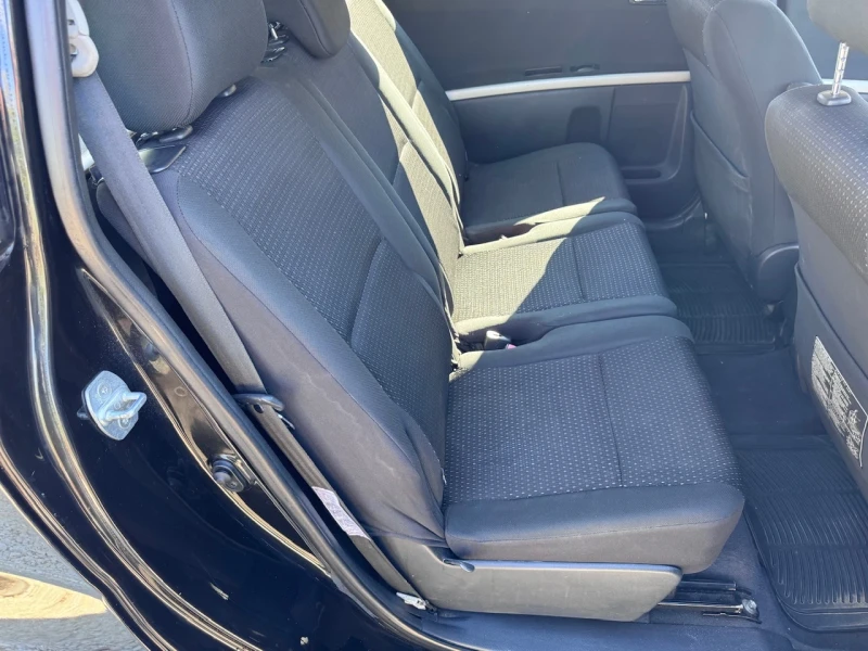 Toyota Corolla verso 1.8i Facelift, снимка 12 - Автомобили и джипове - 52621356