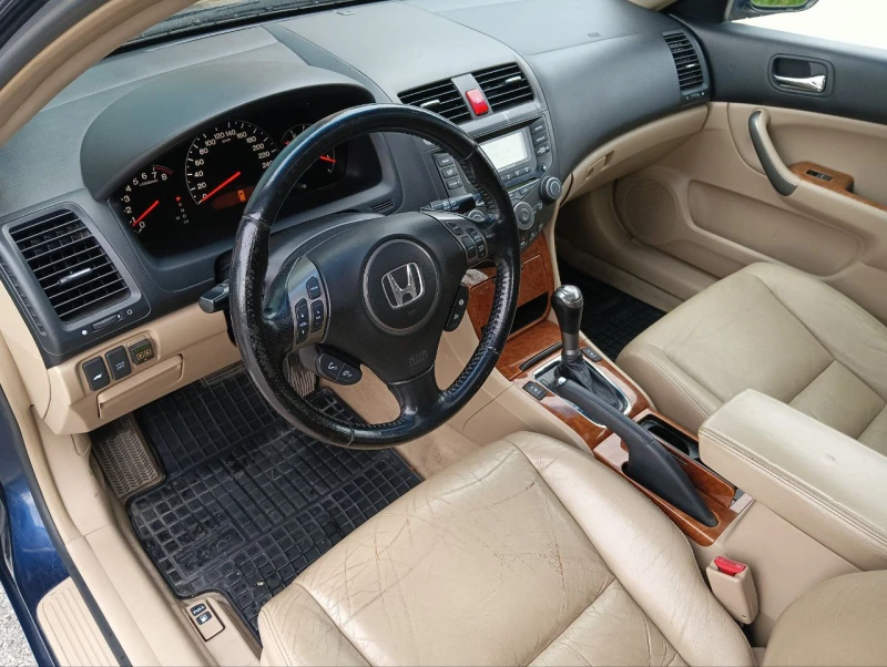 Honda Accord, снимка 10 - Автомобили и джипове - 52662276