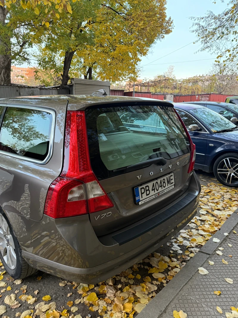 Volvo V70, снимка 7 - Автомобили и джипове - 52472618