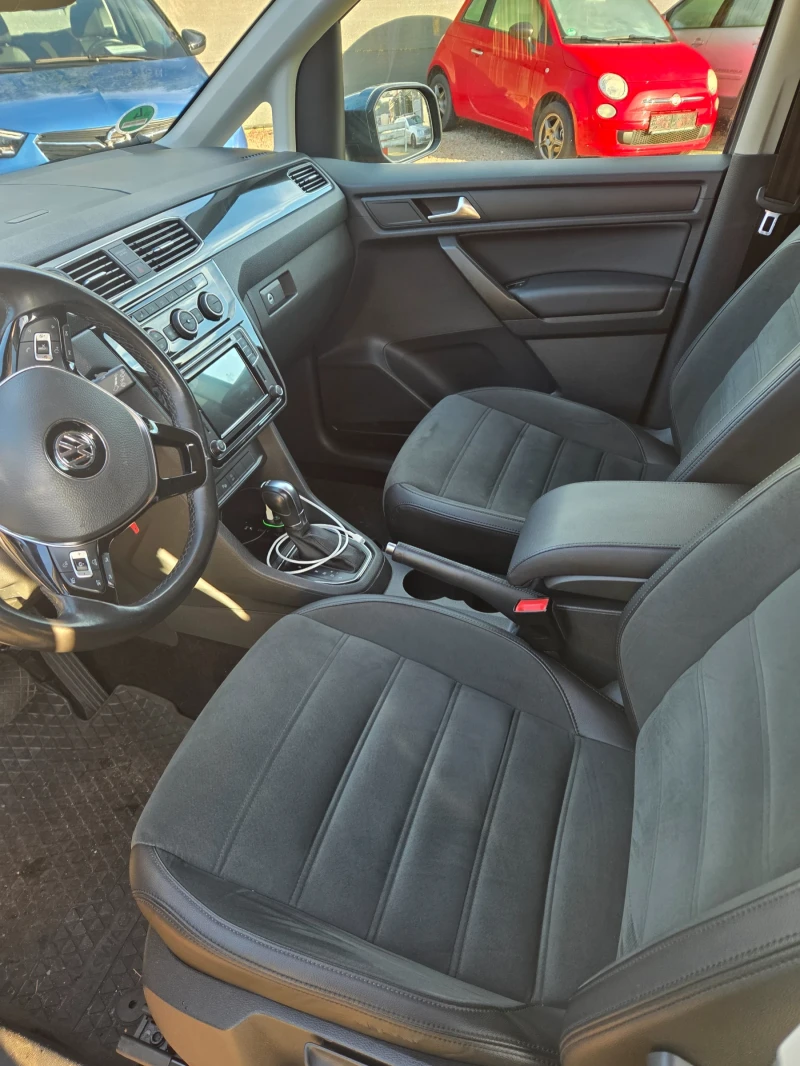 VW Caddy 2.0, снимка 10 - Автомобили и джипове - 52750531