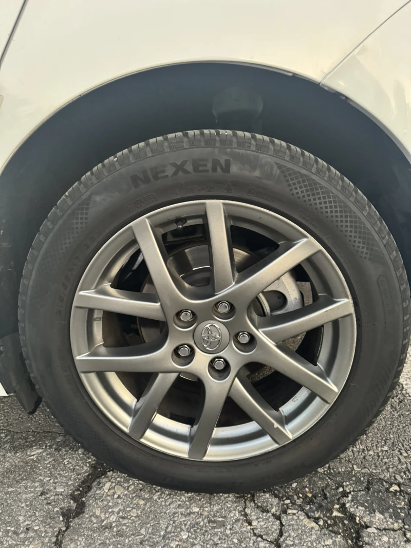 Toyota Verso, снимка 15 - Автомобили и джипове - 52793221