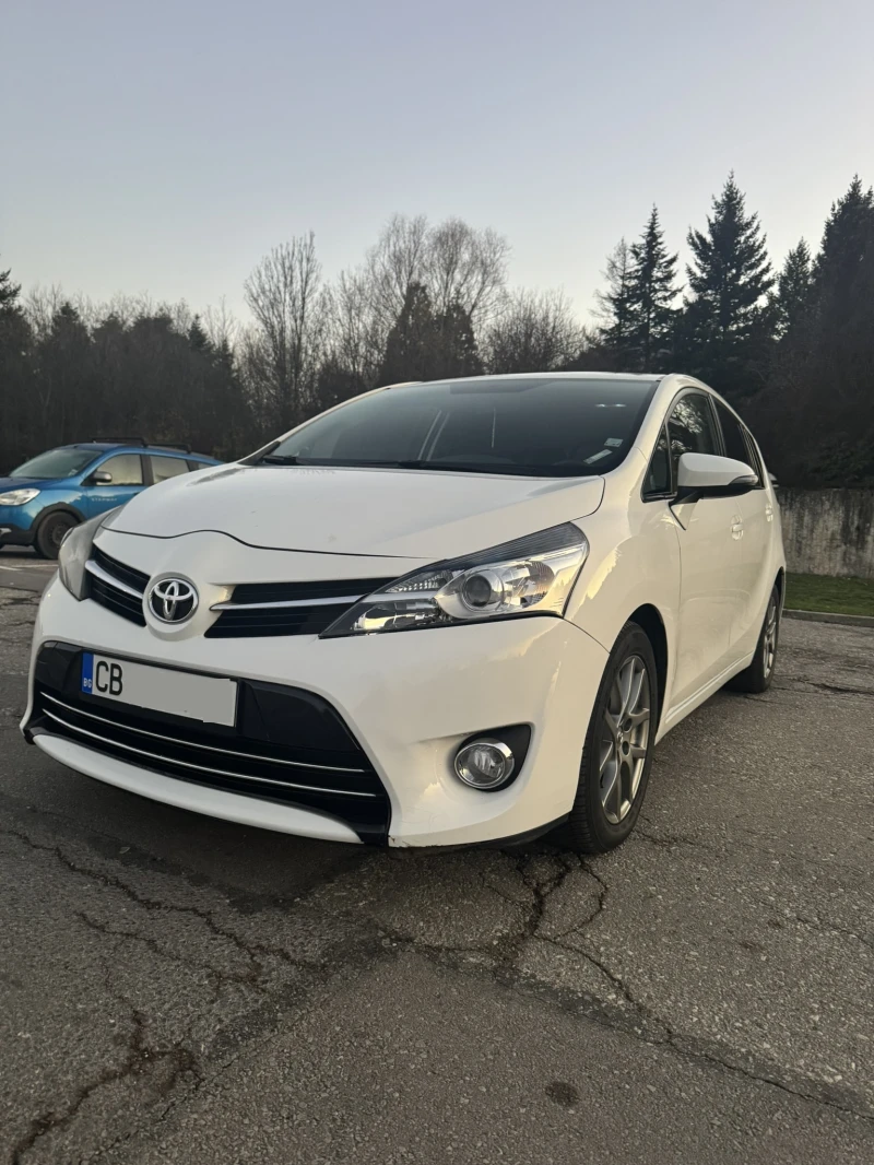 Toyota Verso, снимка 3 - Автомобили и джипове - 52793221