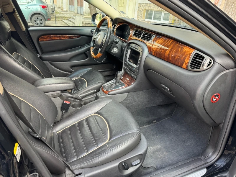 Jaguar X-type, снимка 11 - Автомобили и джипове - 53101093