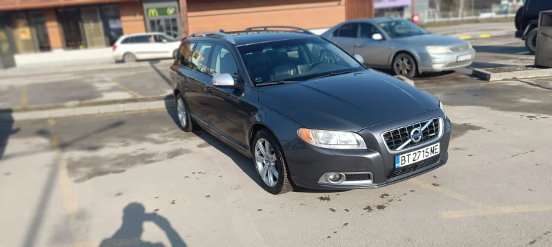 Volvo V70, снимка 8 - Автомобили и джипове - 53201475
