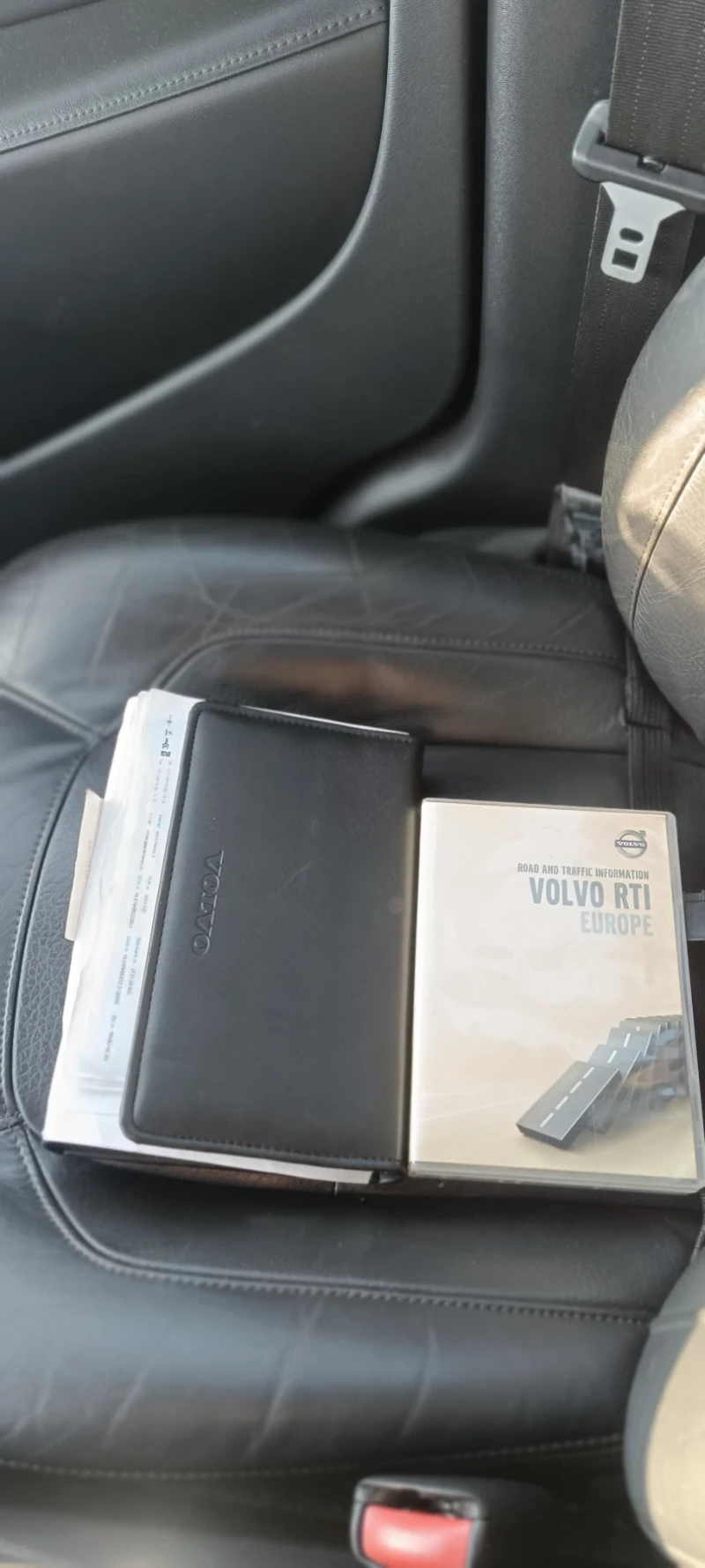 Volvo V70, снимка 9 - Автомобили и джипове - 53201475