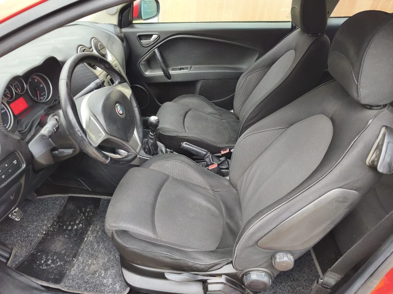 Alfa Romeo MiTo 1.6 jtd 6ск, снимка 7 - Автомобили и джипове - 53400306