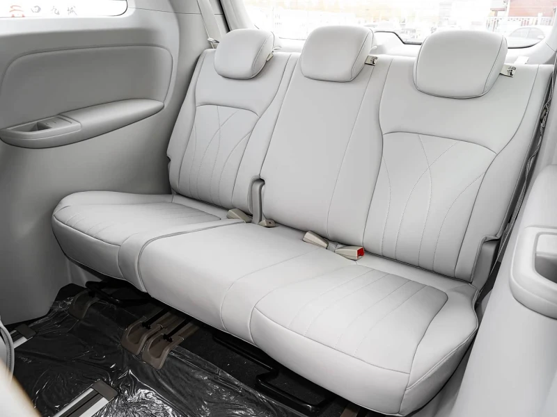 Mg Marvel R Roewe iMAX8 2025 PHEV   7 места   пробег до 1536 к, снимка 6 - Автомобили и джипове - 53414554