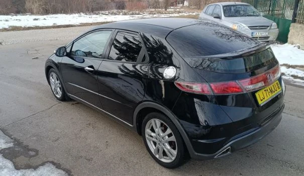Honda Civic Honda Civic LUX, Автомат 1, 8 Executive - изображение 8