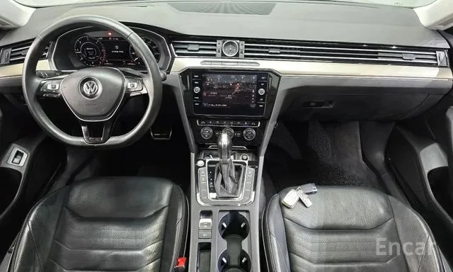 VW Arteon 2.0 TDI| Massage| HUD| 360 Camera| Distronic | Mobile.bg � ����������� 5