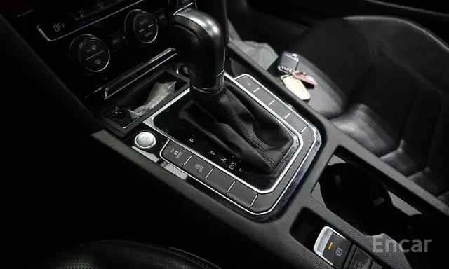 VW Arteon 2.0 TDI| Massage| HUD| 360 Camera| Distronic | Mobile.bg � ����������� 7