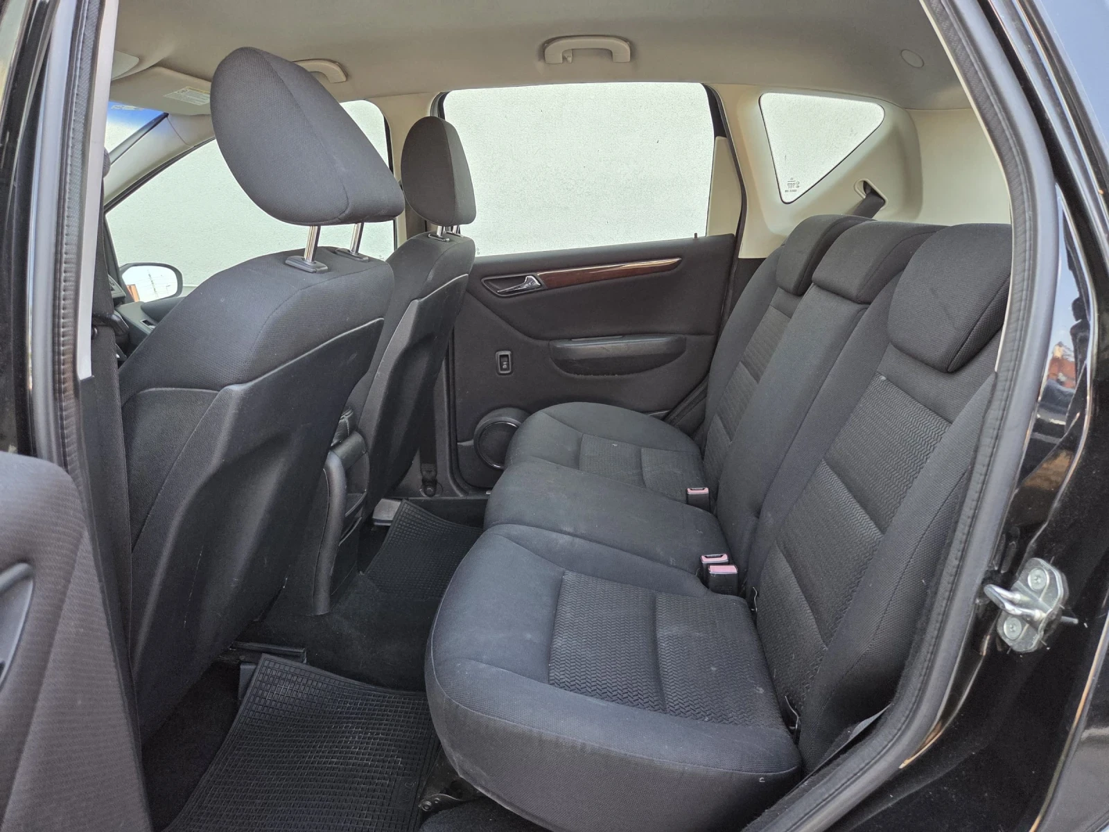 Mercedes-Benz A 150 A150 бензин/ 95кс - изображение 10
