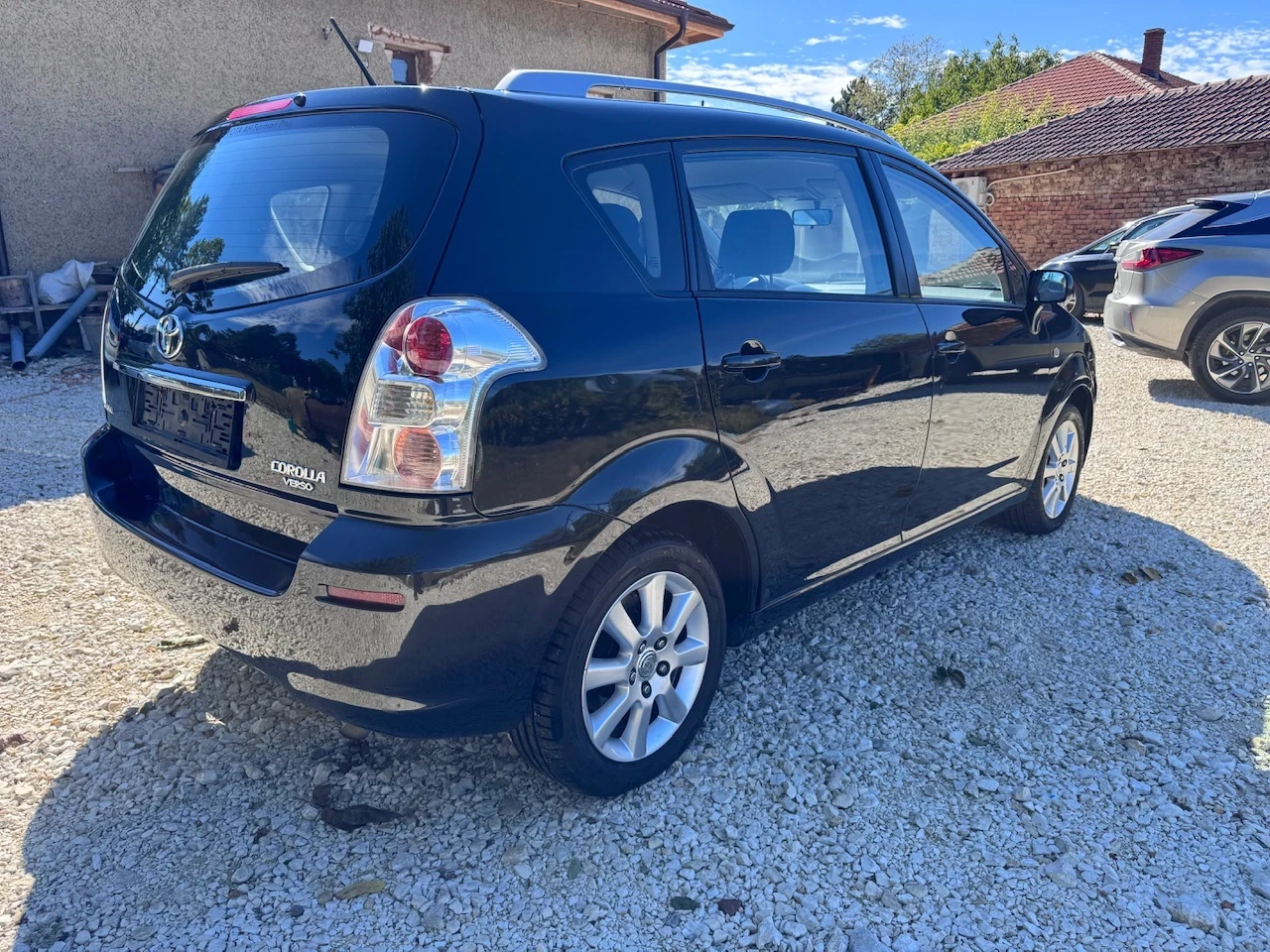 Toyota Corolla verso 1.8i Facelift - изображение 5